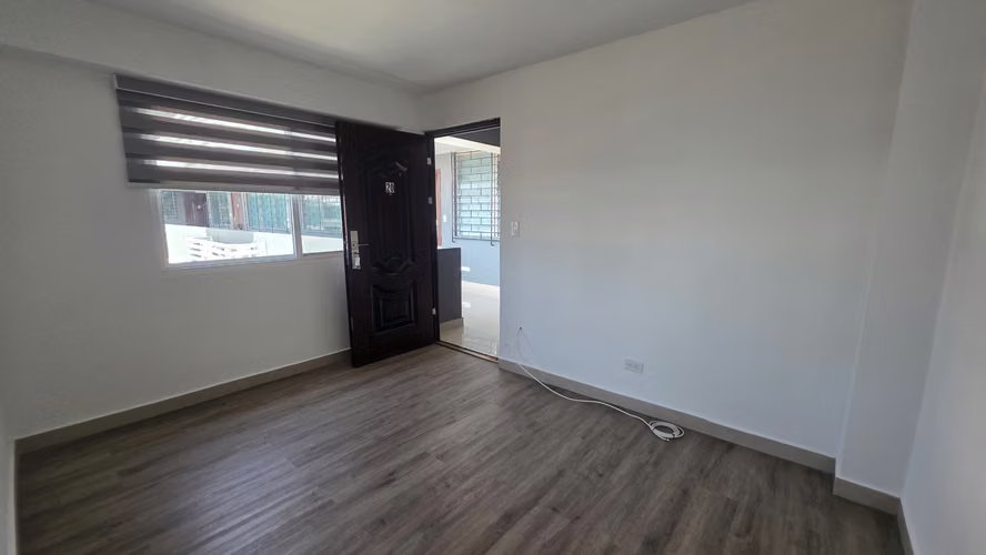 Alquiler Apartamento Via España Carrasquilla - Imagen 3