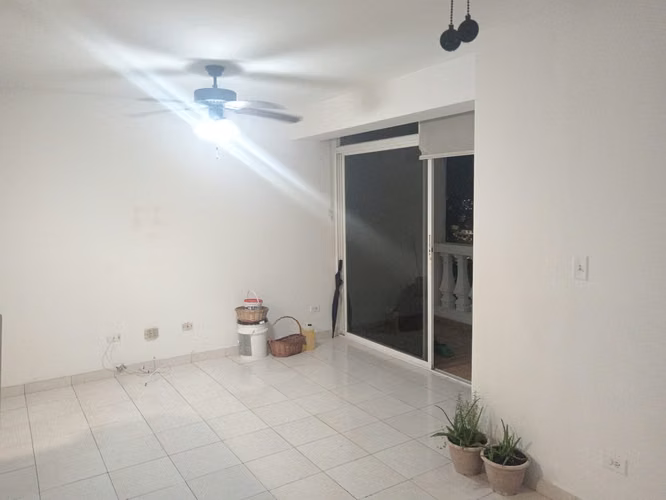 Céntrico Apartamento a la venta-Villa Caceres betania - Imagen 3
