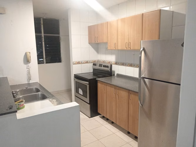 Céntrico Apartamento a la venta-Villa Caceres betania - Imagen 4