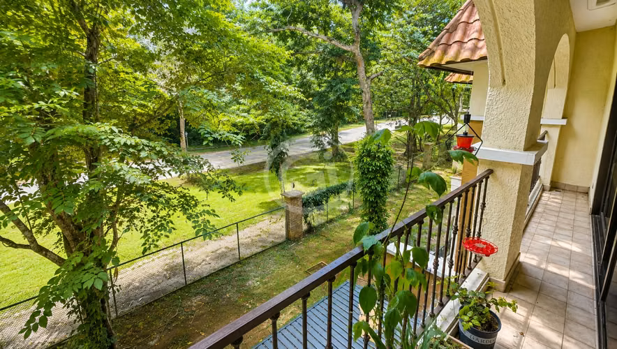Venta Apartamento Embassy Club Courtyard Cerca a Casa Club - Imagen 5