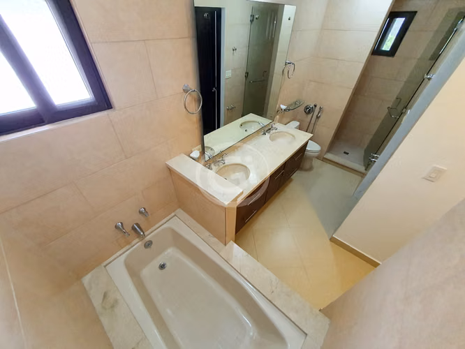 Venta Apartamento Embassy Club Courtyard Cerca a Casa Club - Imagen 14