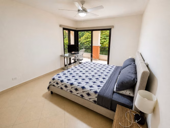 Venta Apartamento Embassy Club Courtyard Cerca a Casa Club - Imagen 11