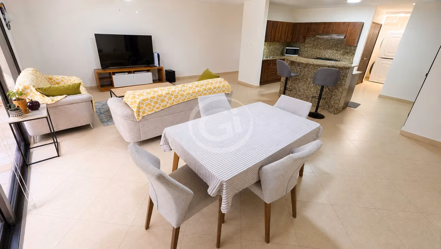 Venta Apartamento Embassy Club Courtyard Cerca a Casa Club - Imagen 6