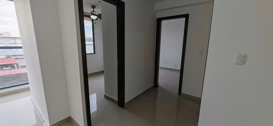 PH LUMA TOWER, PUEBLO NUEVO, CERCA A LA 12 DE OCTUBRE!