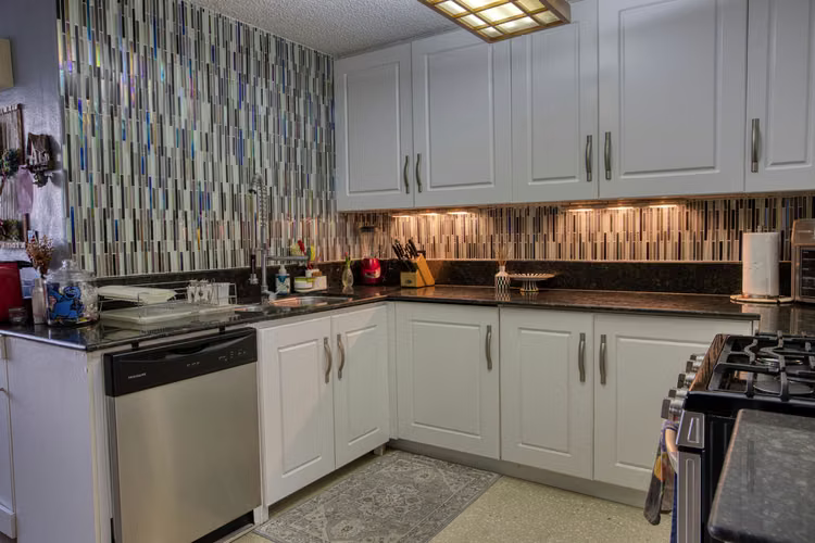 Monaco. 170mts 3r 2b cbs 2est $245,000.00neg - Imagen 9
