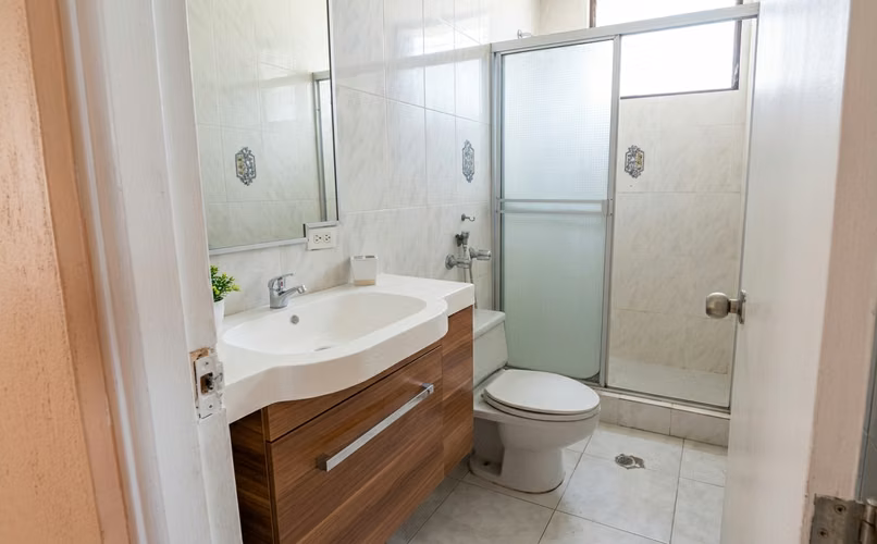 Apartamento en El Carmen I con amplios espacio y ubicación premium - Imagen 12