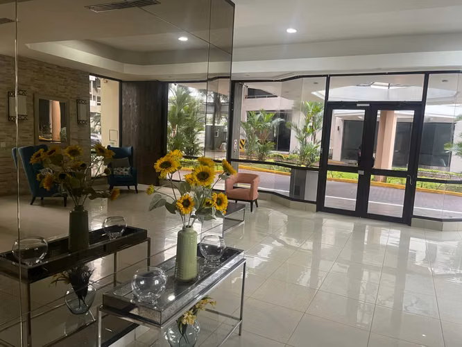 Alquiler Apartamento San Francisco PH A pasos de Multiplaza 2R 2B Solo LINEA BLANCA - Imagen 1