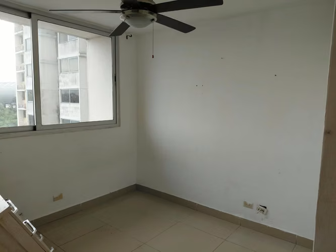 Alquiler Apartamento Parque Lefevre-Vía Cincuentenario PH 4 Islas VACIO - Imagen 5
