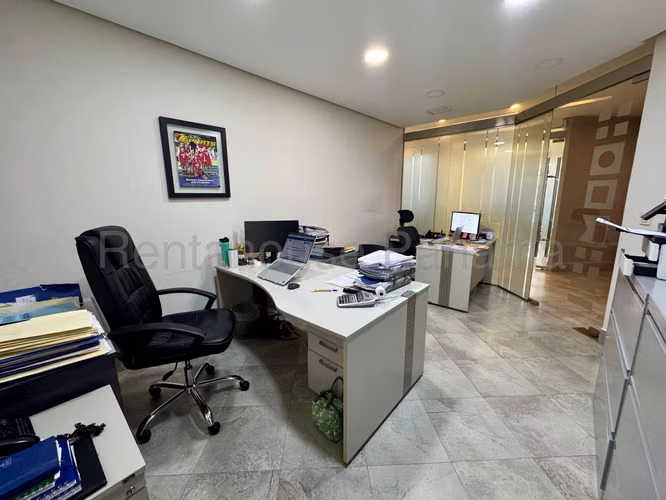 VENTA DE LOCAL EN RIPARD SAN FRANCISCO HQ - Imagen 10