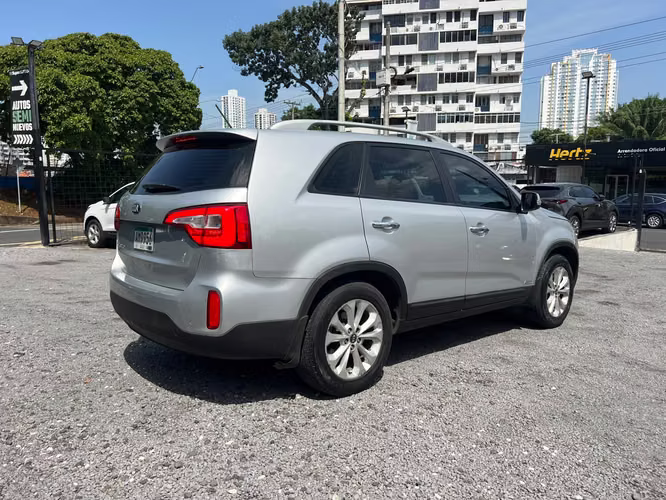 KIA SORENTO SUPER AUTOS ACEPTAMOS TRADE IN - Imagen 5