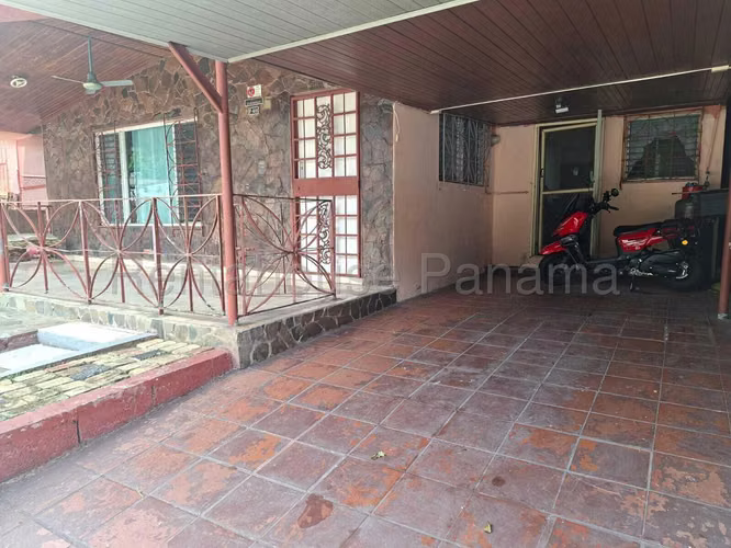 Vendo Casa de 318 m² en Villa Caceres 27-1380GG - Imagen 3