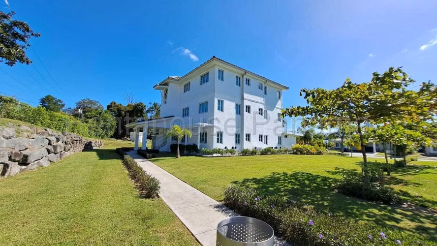 Apartamento de playa en venta  Bijao Playa Blanca