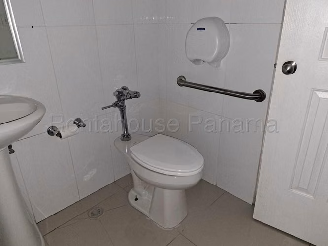 Oficina Comercial en Alquiler en Costa del Este JG - Imagen 13