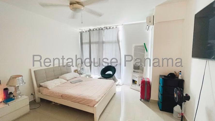 Casa con Piscina en Alquiler en Costa Sur JG - Imagen 15