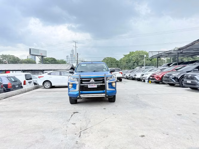 Mitsubishi L - Imagen 3