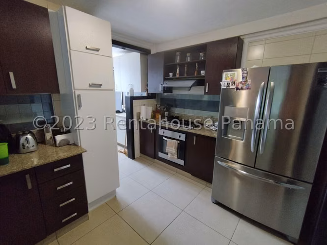 Venta de Amplio y Comodo Apartamento en Clayton 24*783Mfk - Imagen 10