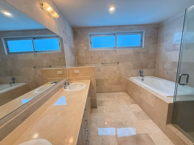 Alquiler apartamento en el Avenida Balboa - L.G. - Imagen 10