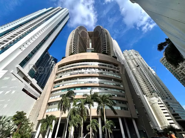 Alquiler de apartamento amoblado en Punta Pacífica
