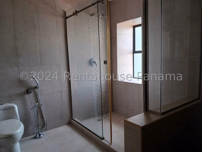 Venta Amplio Penthouse Avenida Balboa - YD - Imagen 15
