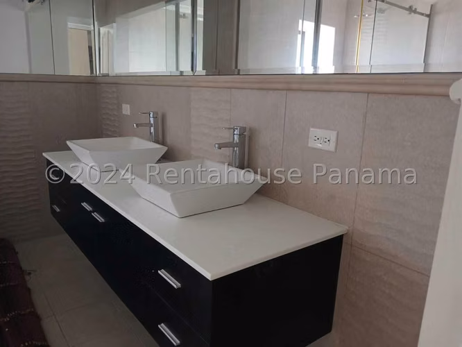 Venta Amplio Penthouse Avenida Balboa - YD - Imagen 12
