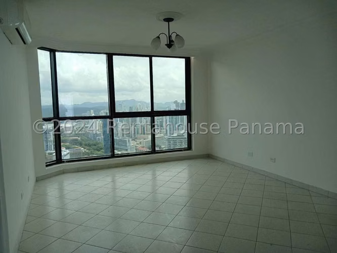 Venta Amplio Penthouse Avenida Balboa - YD - Imagen 10