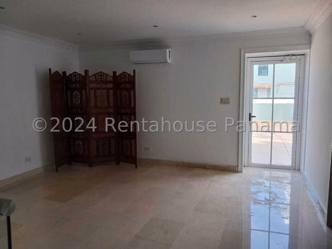 Venta Amplio Penthouse Avenida Balboa - YD - Imagen 17