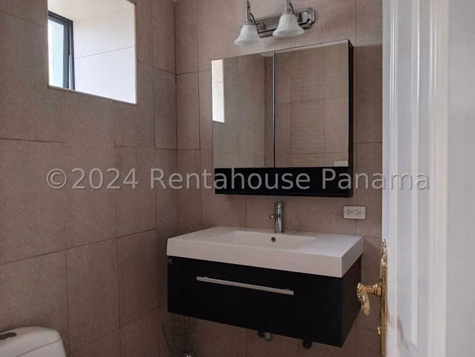 Venta Amplio Penthouse Avenida Balboa - YD - Imagen 11