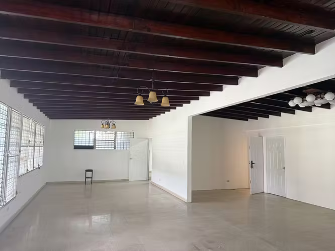 Se alquila amplia casa en TERRONAL , vivienda o comercial 1800.00 - Imagen 10