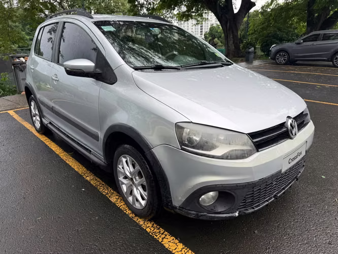 VOLKSWAGEN CROSSFOX 2014 MANUAL - Imagen 2