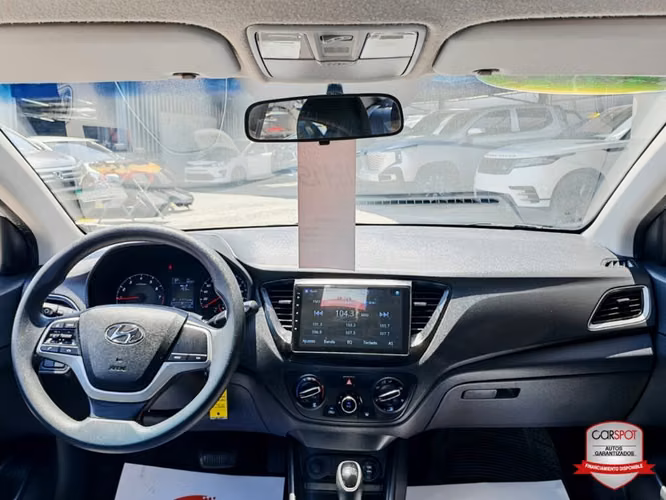 Hyundai Accent 2024 Automática EK8692 - Imagen 9