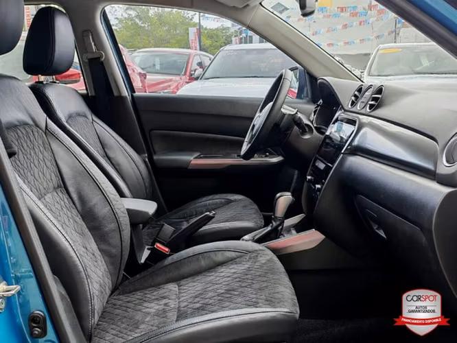 Suzuki Vitara 2023 Automática ED3768 - Imagen 9
