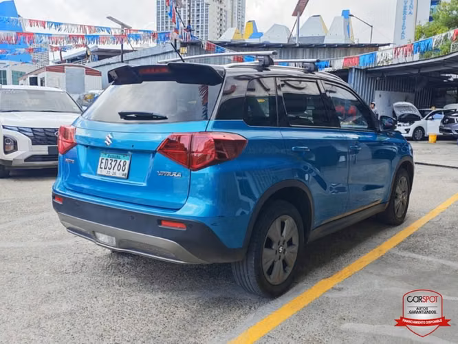 Suzuki Vitara 2023 Automática ED3768 - Imagen 4