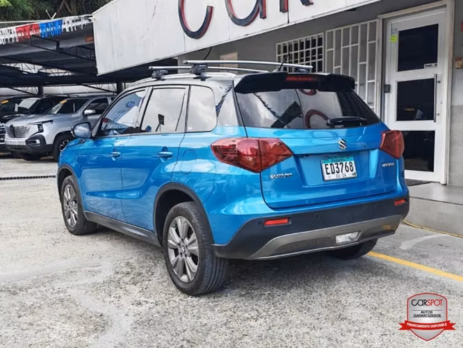 Suzuki Vitara 2023 Automática ED3768 - Imagen 6