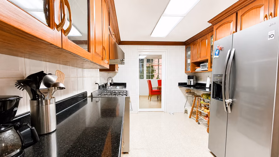 CASA EN VENTA EN LA MANZANA DE OBARRIO - Imagen 6