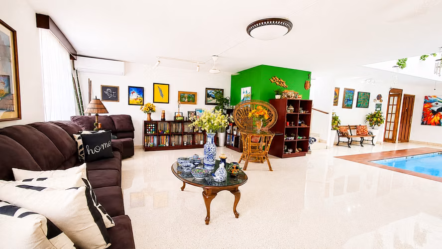 CASA EN VENTA EN LA MANZANA DE OBARRIO - Imagen 9