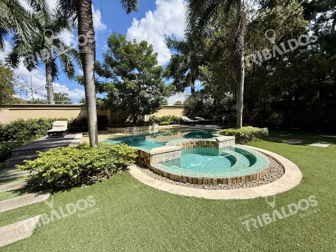 Venta de Casa en Residencial Balmoral, Costa del Este