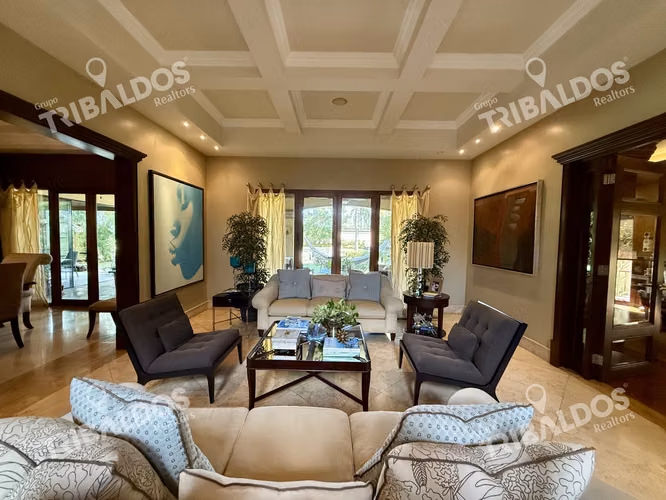 Venta de Casa en Residencial Balmoral, Costa del Este