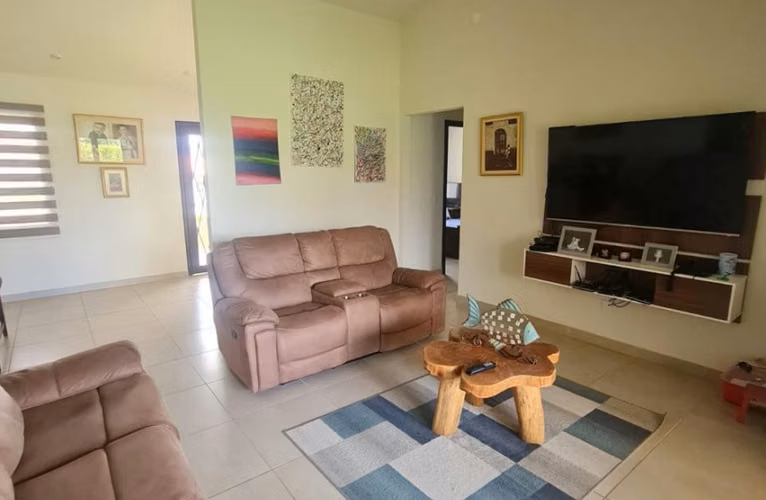 Venta de Casa en Boquete Canyon Village - Imagen 3