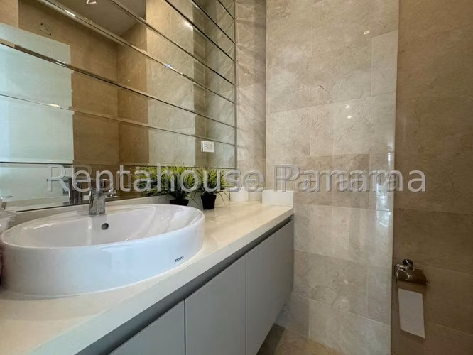 Venta de Apartamento en Punta Pacifica Ph Gardens JV - Imagen 10