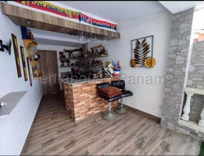 Alquiler de Casa en El Bosque El Doral KC - Imagen 4