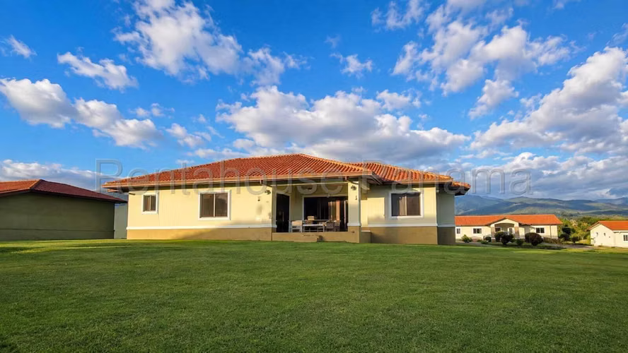 Venta de Casa en Alto Boquete Boquete Canyon Villa Solo Cliente Directo MC - Imagen 11