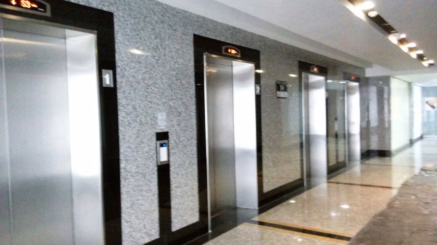 RR VENTA DE OFICINA EN AVENIDA BALBOA BICSA - Imagen 9