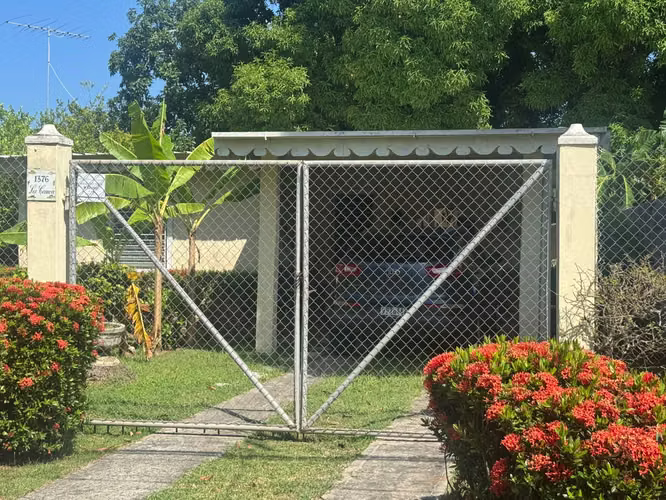 VENDO CASA EN SAN CARLOS — VIVE CAMINANDO SAN CARLOS
