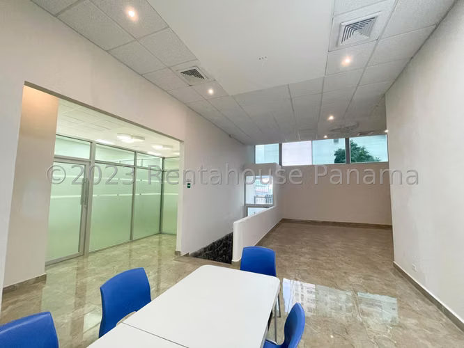 Venta de Local en San Francisco - Imagen 4