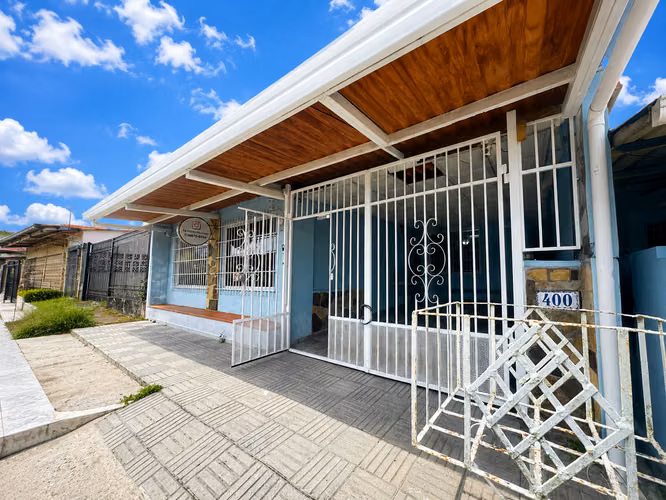 VENDO CASA RESIDENCIAL COMERCIAL - LAS LOMAS LA CHORRERA
