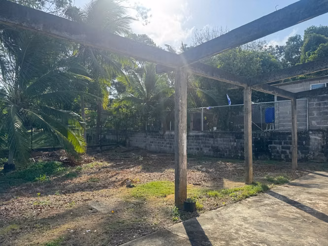 VENDO CASA RESIDENCIAL URBANIZACION  LAS LOMAS LA CHORRERA