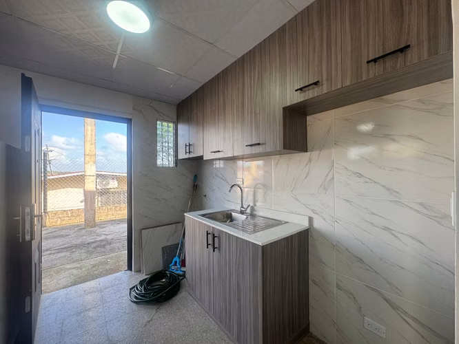 VENDO CASA RESIDENCIAL URBANIZACION  LAS LOMAS LA CHORRERA