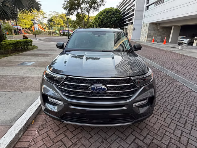 Ford Explorer XLT 4WD - Imagen 10