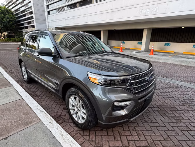 Ford Explorer XLT 4WD - Imagen 9