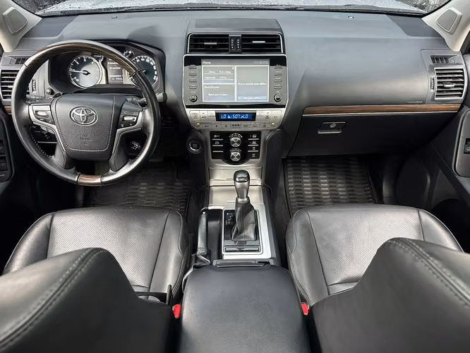 TOYOTA LAND CRUISER PRADO VX AÑO 2022 AUTOMÁTICO DIESEL - Imagen 12